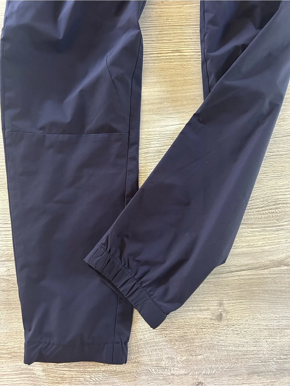 Banana Republic Men's Motion Tech Hybrid Pants - Navy Blue - Medium - 33L